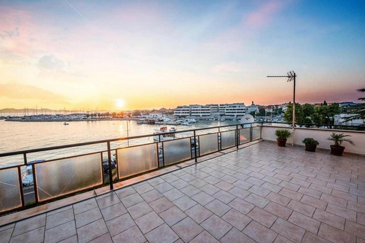 Amazing Seaview Apartment With A Balcony Near The Beach - Kneza Trpimira I Задар Екстер'єр фото