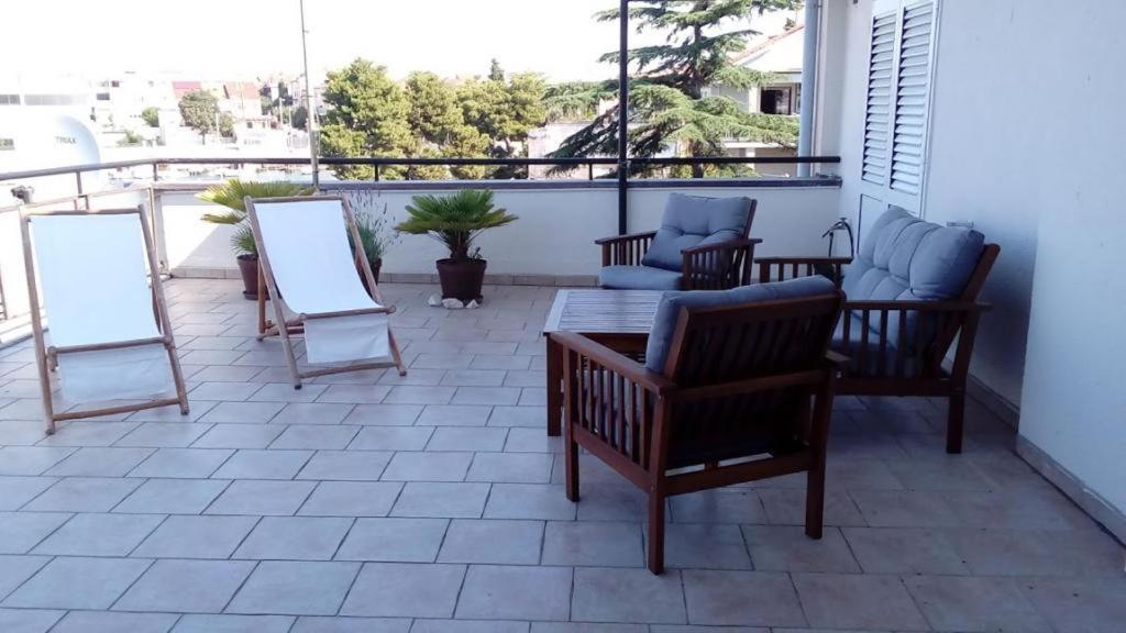 Amazing Seaview Apartment With A Balcony Near The Beach - Kneza Trpimira I Задар Екстер'єр фото