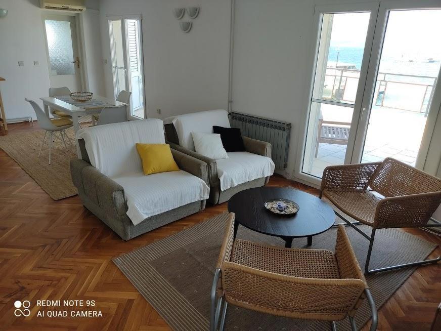 Amazing Seaview Apartment With A Balcony Near The Beach - Kneza Trpimira I Задар Екстер'єр фото